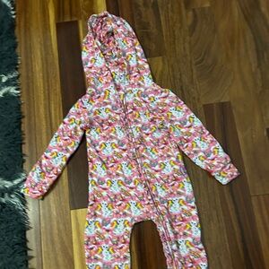 Posh Peanut Lisa Frank one piece outfit with good. Side 3T. Like new condition.